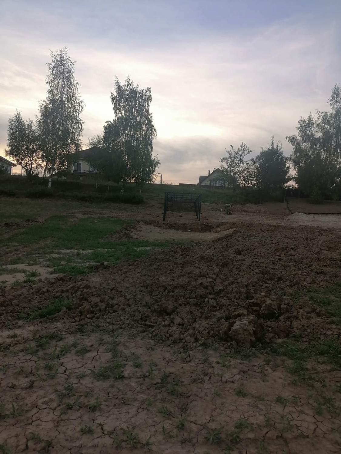 Монтаж пирса на винтовых сваях с обвязкой